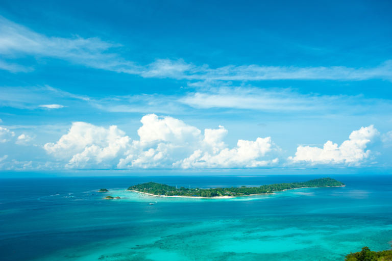 Krabi to Koh Lipe Transfer Guide (2026): Direct Speedboat vs Van + Speedboat – Which Is Better?